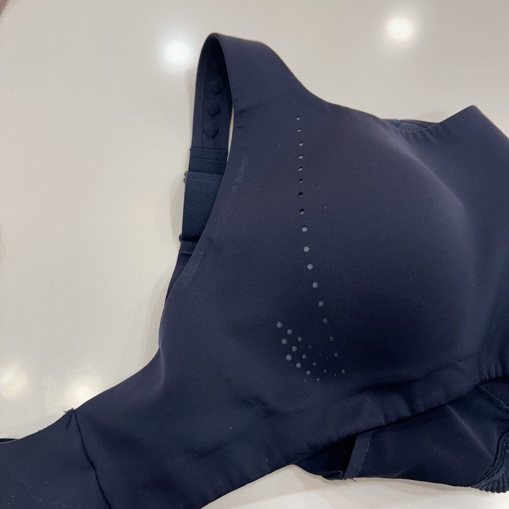 lululemon AirSupport Bra High Support Navy 34D - Picture 9 of 10